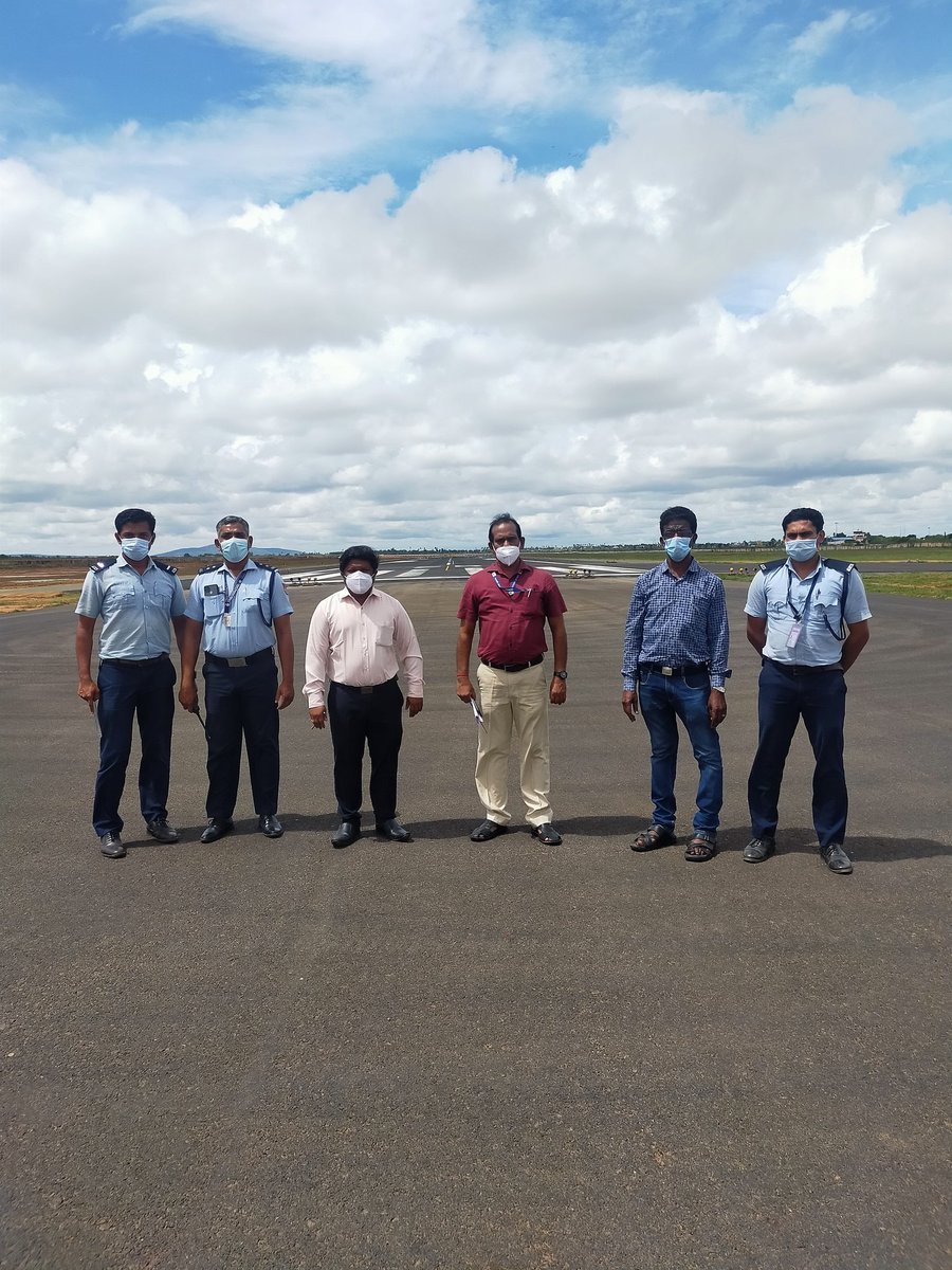 aaitutairport's tweet photo. Global Reporting Format of runway surface is being checked and procedure explained.#safetyonpriority https://t.co/3NTfULsLPD