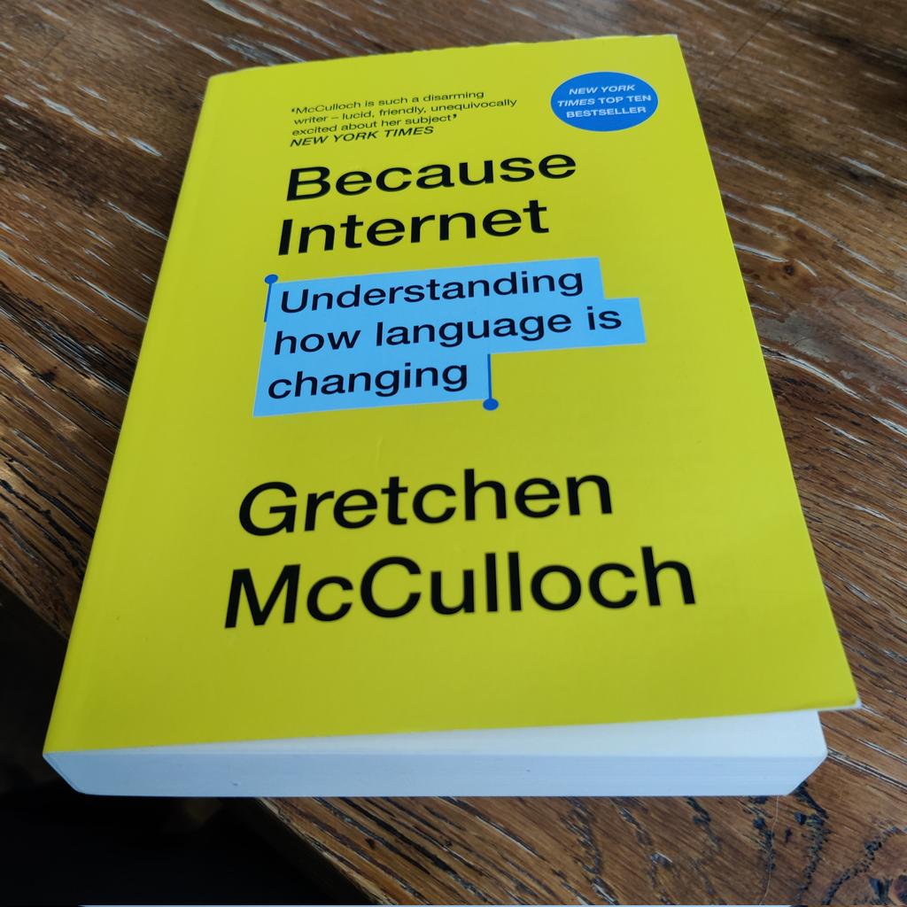 jae_strandberg's tweet photo. Picked up some long overdue holiday reading.

#BecauseInternet #LinguistTwitter https://t.co/vvSeSQm46h