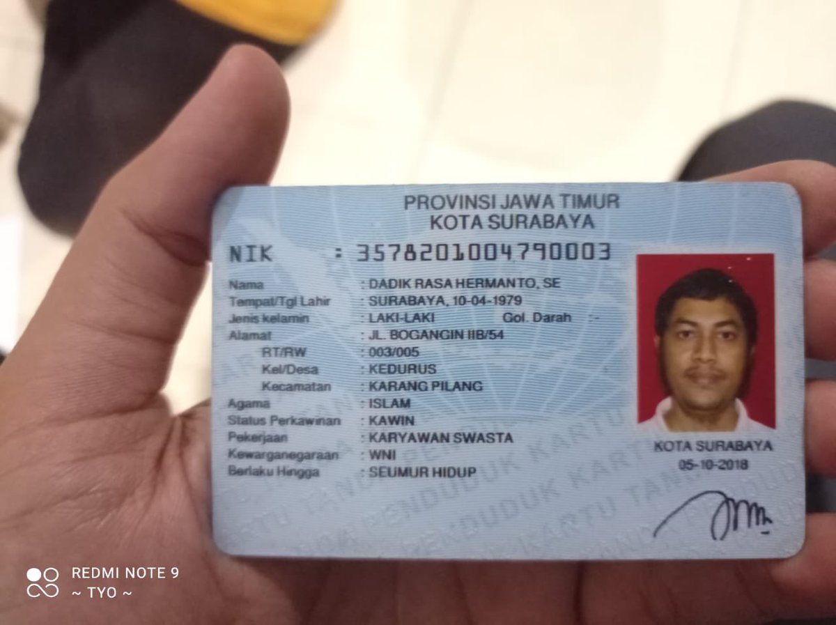 SullivanAkbar's tweet photo. Do your magic guys, Mohon Infonya barangkali terlihat orang ini tolong bisa info ke saya karena beliau menggelapkan Mobil saya, dengan ciri2 sebagai berikut lanjut… #doyourmagic https://t.co/P1kiiV2nmg
