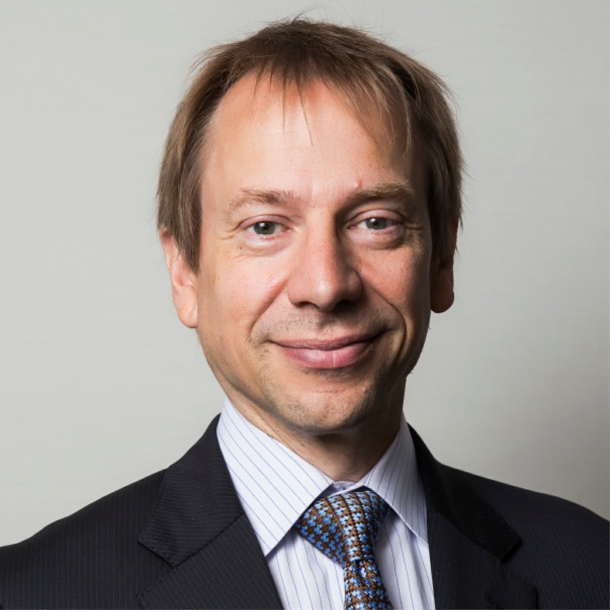 Scopus's tweet photo. What are the opportunities and challenges for higher ed in Asia? Join Elsevier VP Anders Karlsson @aktokyo in a panel discussion on strategic planning and industry partnerships for universities during #QSAPPLE 2021. https://t.co/tHGPtYe6fc