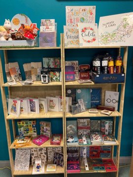 Gwynstato's tweet photo. Please remember 5 & 6 November !
to support #Swansealibraries Booksale with DVDs & gifts too! @ Civic Centre
#Oystermouth #Gorseinon #Swansea #Brynhyfryd @MumblesCouncil @MumblesGower @Discovermore @StThomasSwansea #Fforestfach #Clydach #Morriston #Gowerton #Townhill #Sketty https://t.co/XB2wjZUxJz