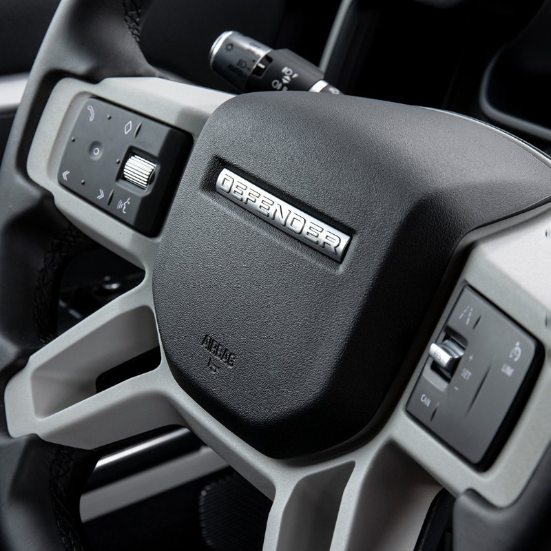 LandRover_Ke's tweet photo. An icon reimagined for the digital generation. With Pivi Pro infotainment, Software Over the Air Updates and USB charge points in all rows, the new #DEFENDER stays connected while you connect with the outdoors.

#LandRoverKenya #DefenderKe #Adventure #SUV