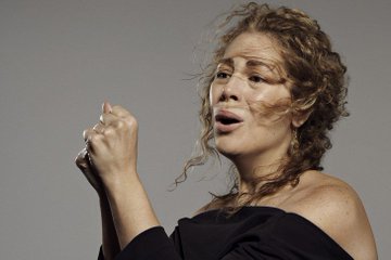 Baerenreiter's tweet photo. Vincenzo Bellini was born on this day 220 years ago

We are proud to publish his remarkable masterwork NORMA

Here are a few leading proponents of the role from major productions in the last few years when our edition has been used @BartoliOfficial @SondraRadvan @sonyayoncheva https://t.co/iDRAhQkKwJ