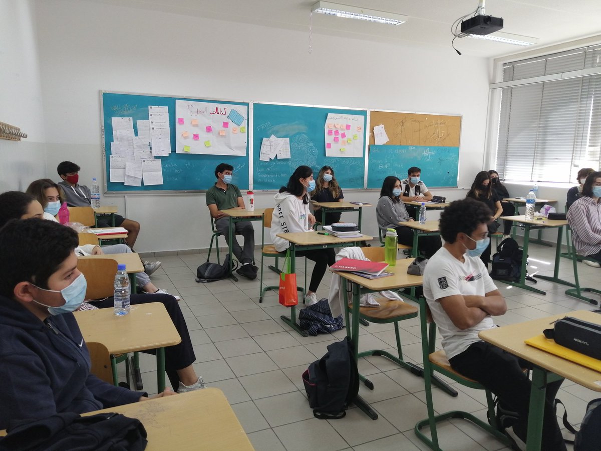 Rencontre très vivante des délégués de classes du lycée <a href="/hhhs/">Chris Coleman</a> afin de favoriser la communication, l'engagement et la citoyenneté #viescolaire <a href="/monamajzoub/">monamajzoub</a> <a href="/jana_abuorm/">jana abou orm</a> <a href="/Hhhsinfo/">Houssam Hariri HS</a>