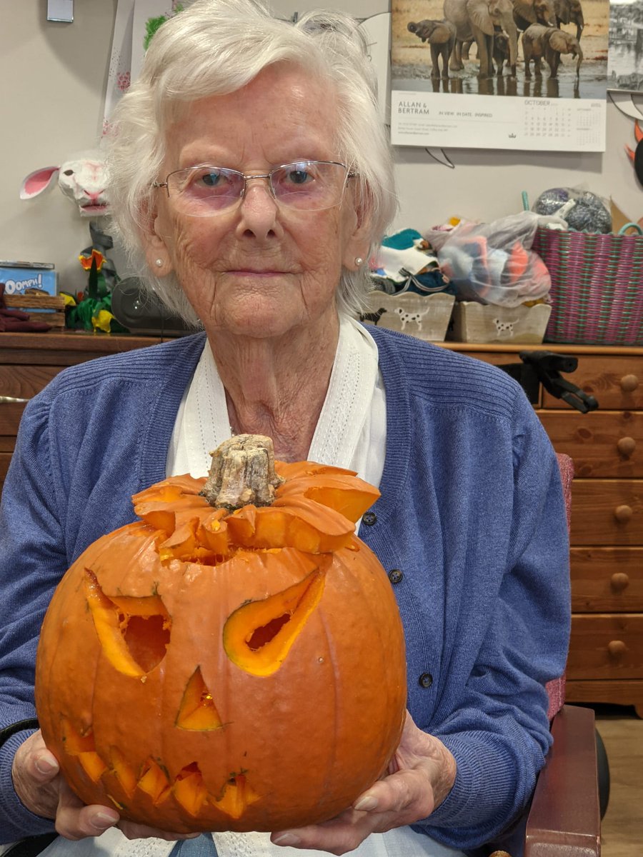 PineMartinCare's tweet photo. Last weekend to kick off our Halloween celebrations we had a pumpkin carving session! Our ladies and gentlemen made some very spooky designs and loved reminiscing about doing this as a child and with their children! https://t.co/QIiHM6pT7y