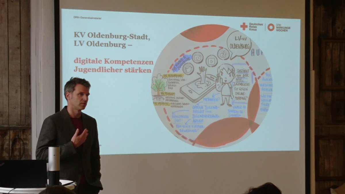 Gestern durfte ich #Wirkungs-Zertifikate an Teams aus dem #DRK aushändigen und dabei wieder einmal erleben, was für großartige Leute, Ideen und Projekte wir im Verband haben.
#Wohlfahrtspflege wirkt!
<a href="/roteskreuz_de/">Deutsches Rotes Kreuz</a>