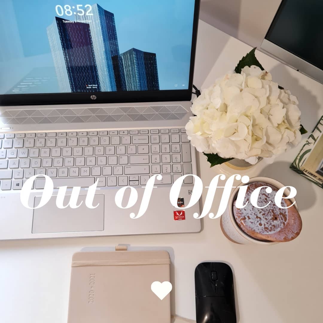 It feels like forever since I last took a few days out of the business, sometimes it can feel almost impossible to take time away from your own business, but I know that helps no-one. 

So I am taking a much needed, and dare I say, deserved break for a few days! 💜
