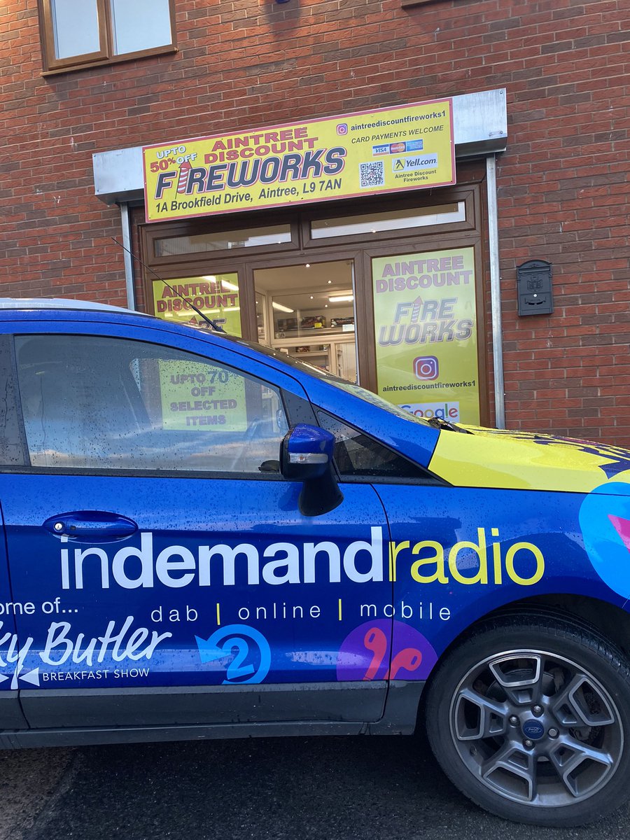 InDemandDecades's tweet photo. We went and visited @aintreediscountfireworks1 yesterday who are giving away a full firework display worth £725! #WINdemand 🎇🎆
TODAY between 10am-1pm on @InDemandRadioUK play @stevetheweaveid BIG BANG💥 on The Brunch Club 📻
For more info go to https://t.co/bSFMpNRpZt 💻 https://t.co/1GR09GE9pY