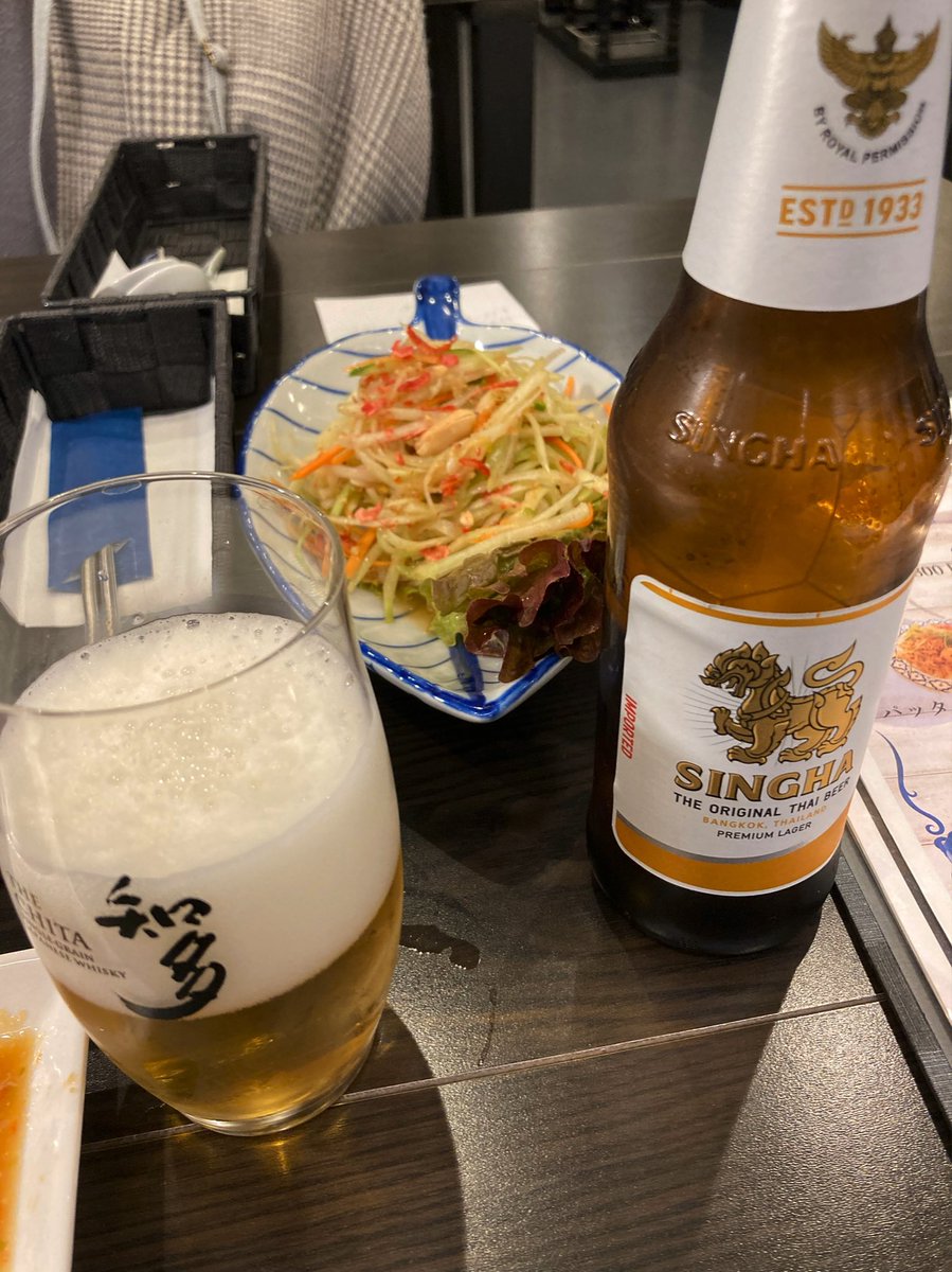 exvancabass's tweet photo. シンハービールとソムタム行ったー‼︎（ヘベレケ）🇹🇭
#Bluechang https://t.co/LeDLCHHszq