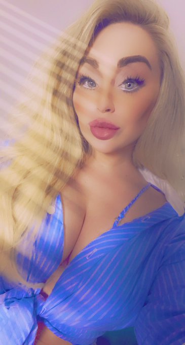 Alsoooooo come join my only fans loves and if you haven&rsquo;t already my members only free shows pictures<a href="/tag/numberonefan"class="tags"><span>#numberonefan</span></a><a href="/tag/alwayssupportingmybrotherandi"class="tags"><span>#alwayssupportingmybrotherandi</span></a>