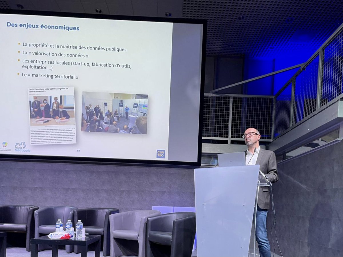 jacquespriol's tweet photo. Matinée de travail sur la gestion des données avec les 16 EPCI du Nord Lorrain à l’initiative de @EuroMetroMetz et @ccphva.
Interventions croisées avec @scheherazade_18 sur les enjeux de la mutualisation territoriale.
#DataPublica #DataGrandEst https://t.co/xQLHsKnpV6