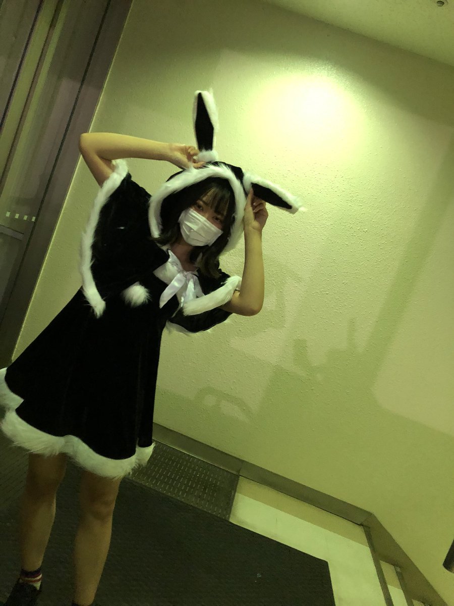 遅めのハロウィンと
早めのクリスマスで仮装しました👀