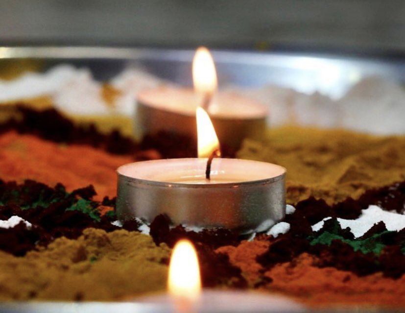 SpiceWayUk's tweet photo. Happy Diwali!
Spice Way  @battlersgreenfarm for vegan &amp; vegetarian products available for Diwali gifting! Visit our SHOP or ONLINE 24/7 for bespoke gifts to your budget https://t.co/Yy2f6KKSG1 #spicewayuk #diwali #diwaligifts #spices #infusions #health #gifts #vegan #vegetarian https://t.co/o85AsS3hD0