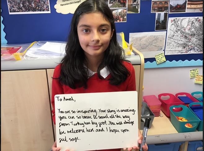 KingswayCT's tweet photo. Children in Year 5 and 6 at Cringle Brook have been learning about Amal's journey across Europe and how refugees make difficult journeys to safety. Today Amal is arriving in Manchester so they have written messages of welcome for her!@walkwithamal #actsofwelcome #LittleAmal https://t.co/dyNqePdQ5k
