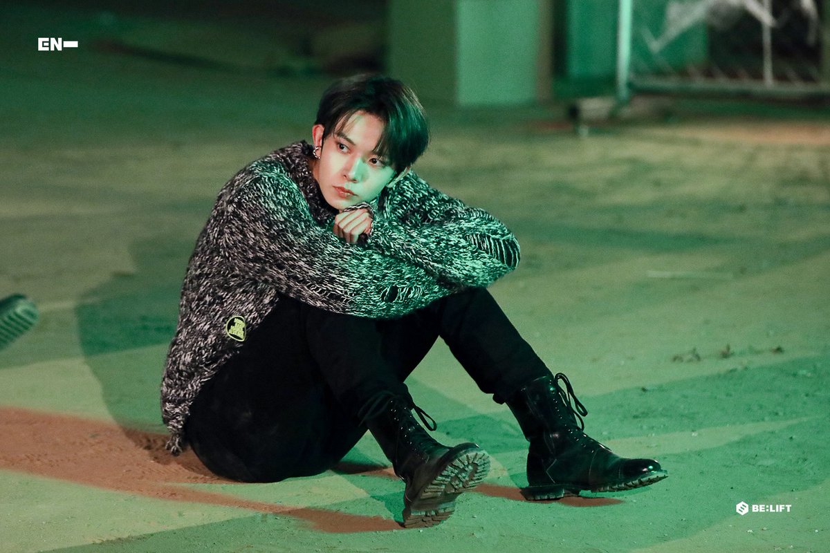 SexiestJiminie's tweet photo. I got Possessed, Please Save Me!  Ghostbusters🎃💋🔥

#ENHYPEN 
#DIMENSION_DILEMMA 
#Ghost_Busters  
#Heeseung🔥 https://t.co/SMC7A1UOyq