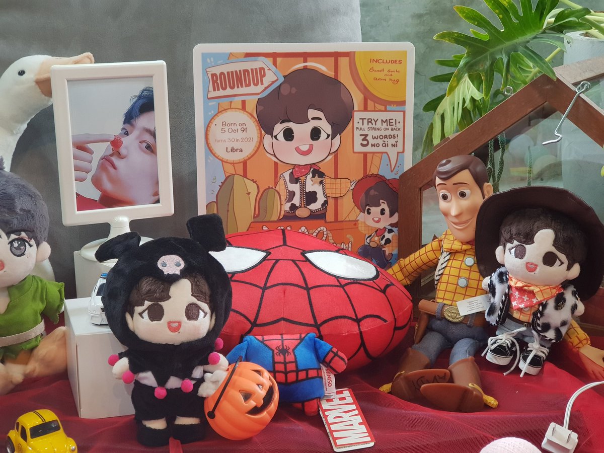 XiaoGege1005's tweet photo. ข่บคุงอุนม้าและเจี่ยเจียทุกคนมั่กนะฮะ ☺️🙏 น้อนเกอเพิ่งมีเวยามายีวิวคั้บ~
#DAYTOYStory
#GETFROMINSOMNIA
#m2kgive
#SRNxGiveaway
#NanryGift
#น้องถั่วจัดให้
#popigotit
@LuNarZaNy
@emmynajaf1
ถ้าน้อนเกอตกหล่นลืมแท็กคัยไปบ่กล่ายนะฮะ ขอท่ดล่วยย🙏 https://t.co/rVacTuCNQy