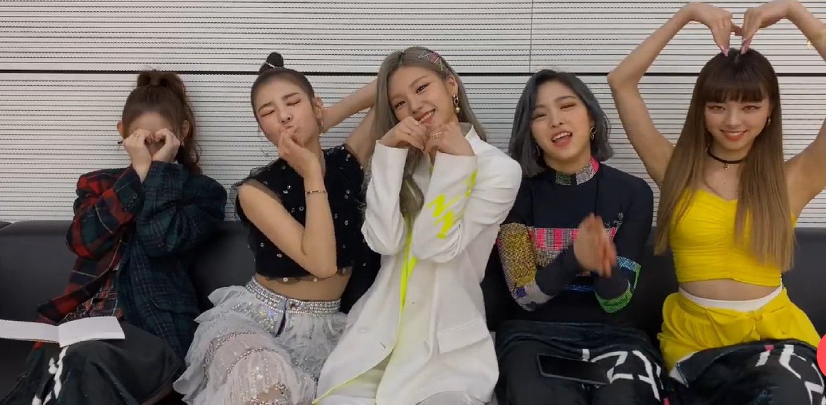 bestofitzy's tweet photo. ♡
#ITZY #있지 https://t.co/StO9kOC0r7