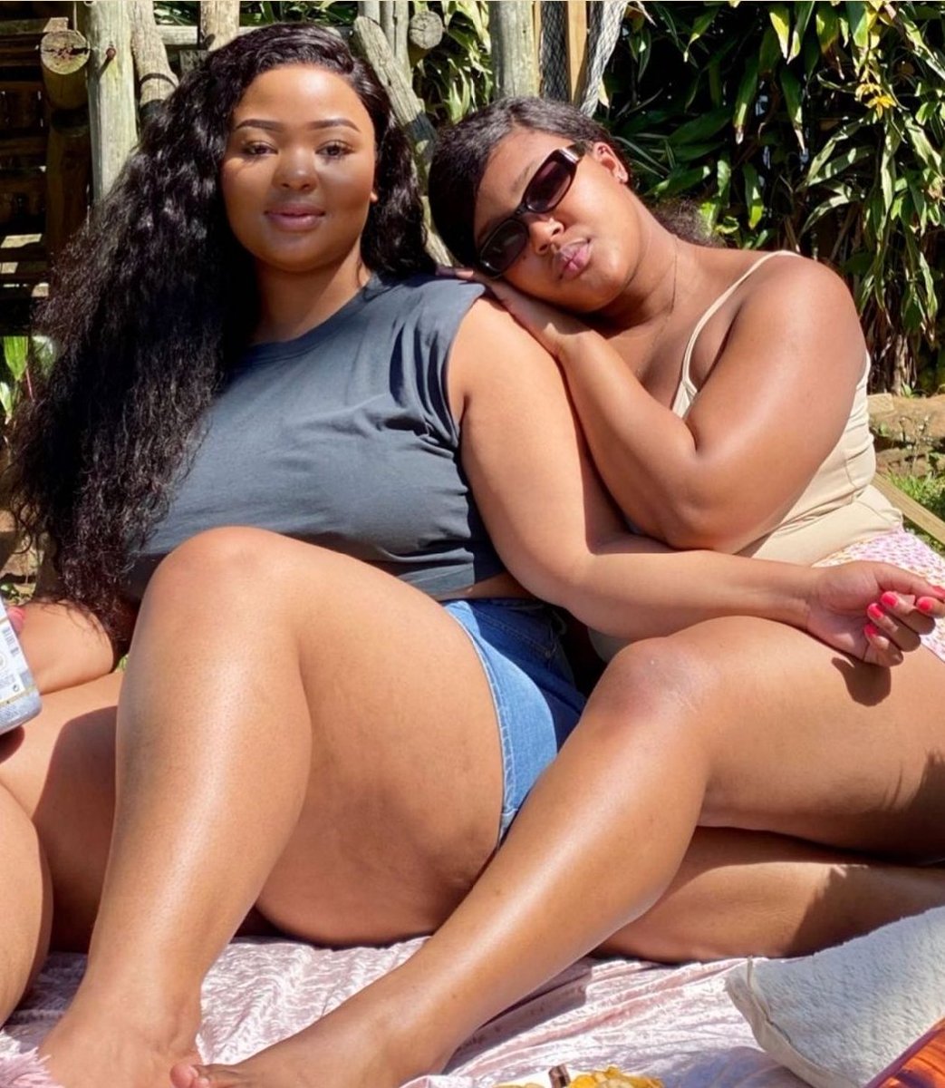 SunOfAfrica4's tweet image. Two is always better than one👅🔥