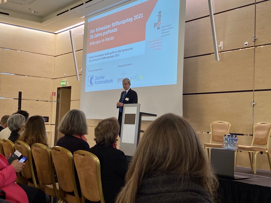 SpheriqCH's tweet photo. Heute findet in Zürich der Schweizer #Stiftungstag 2021 statt, das Thema: 30 Jahre #proFonds. #Stiftungen im Wandel.

Wir gratulieren dem schweizerischen Dachverband der gemeinnützigen Stiftungen und Vereine zum 30-jährigen Jubiläum! https://t.co/tM9b7AAcX2
