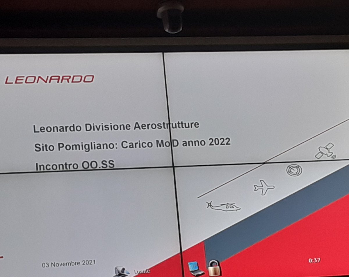Insieme ai compagni della Uilm di #leonardo Pomigliano in preparazione dell'incontro di sito che si terrà stamattina sui carichi di lavoro.
Con il segretario generale della <a href="/UilmCampania/">𝑼𝒊𝒍𝒎 𝑪𝒂𝒎𝒑𝒂𝒏𝒊𝒂</a> con <a href="/crescenzoaurie1/">crescenzo auriemma</a>