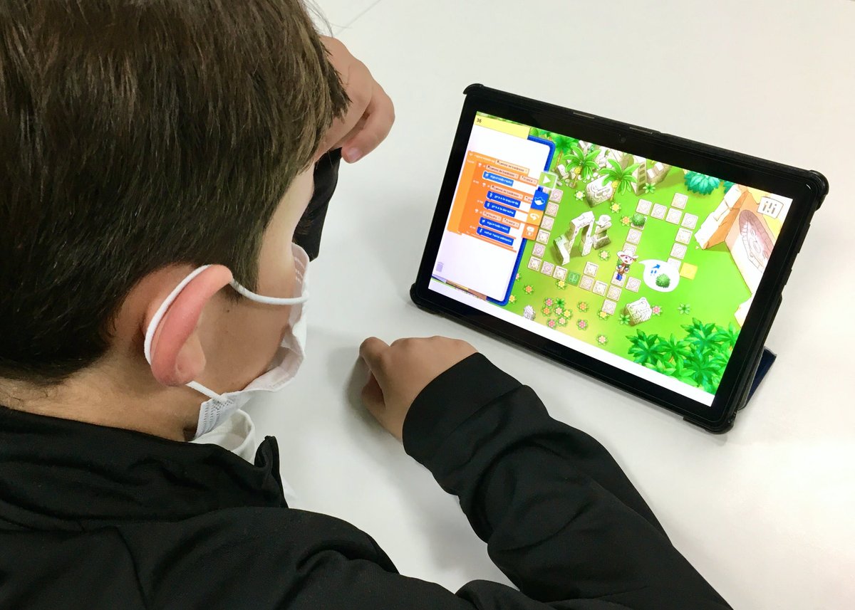 IngeniaKids's tweet image. Nos atreveríamos a decir que en ocasiones echan humo de tanto pensar 🤔💭

#STEAM #algoritmia #programación #extraescolares #IngeniaKids #Cáceres