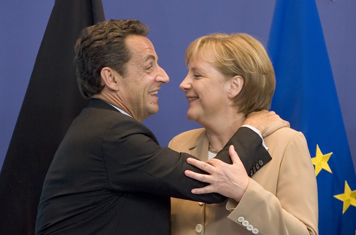 pthibaut's tweet photo. Merkel et quatre présidents français. clap de fin https://t.co/4bGFT7LDbV