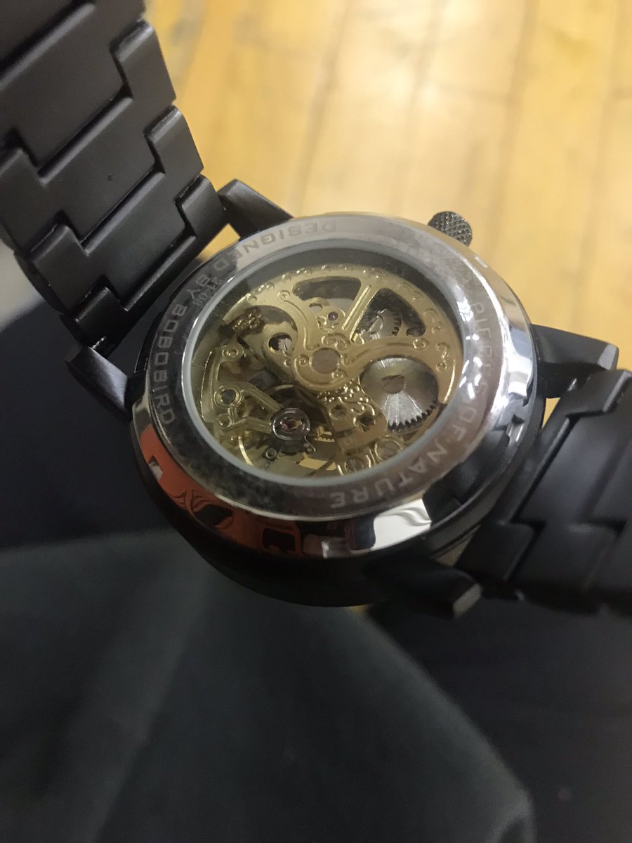 Ko_say_'s tweet photo. 時計買ったけどめっちゃ良い〜 https://t.co/A7YrnlwKvS