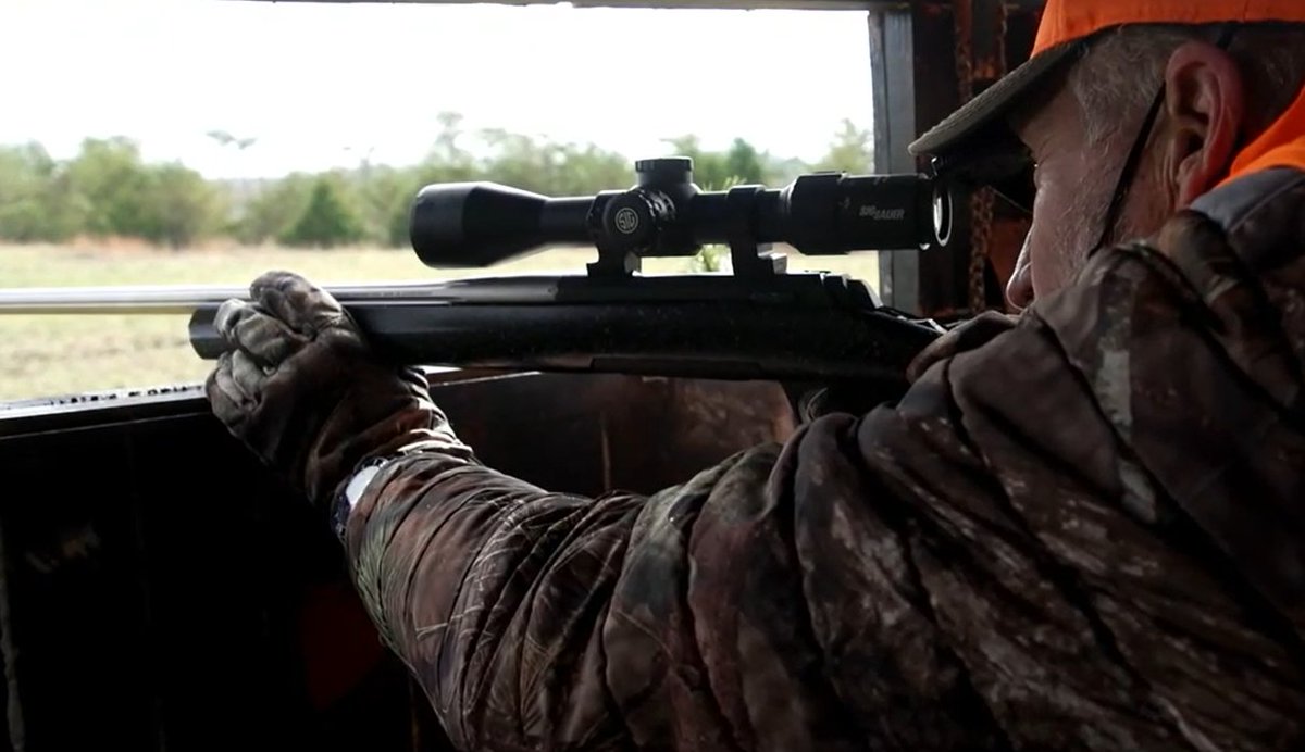 MyOutdoorTV's tweet image. Based on the weather outside, you might want to think about a warmer hunting glove. Here, hosts Laden Force and Haynes Shelton talk about the #HuntMonkey offerings that can help. Click bddy.me/3wcr57L for mid-season options and watch Episode 4 of Gear Wise. #Hunt #Gloves