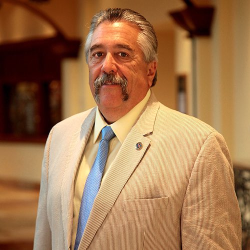 fireheritageusa's tweet photo. Fire Chief (Ret.) Ronald J. Siarnicki
Executive Director
National Fallen Firefighters Foundation
Hall of Legends, Legacies and Leaders: Class 2022, Inductee - 110
Press Release: https://t.co/1gQxWQLbwm
#FireHistory #NFHC #HLLL #HLLL2022 https://t.co/eVCCklSkk8