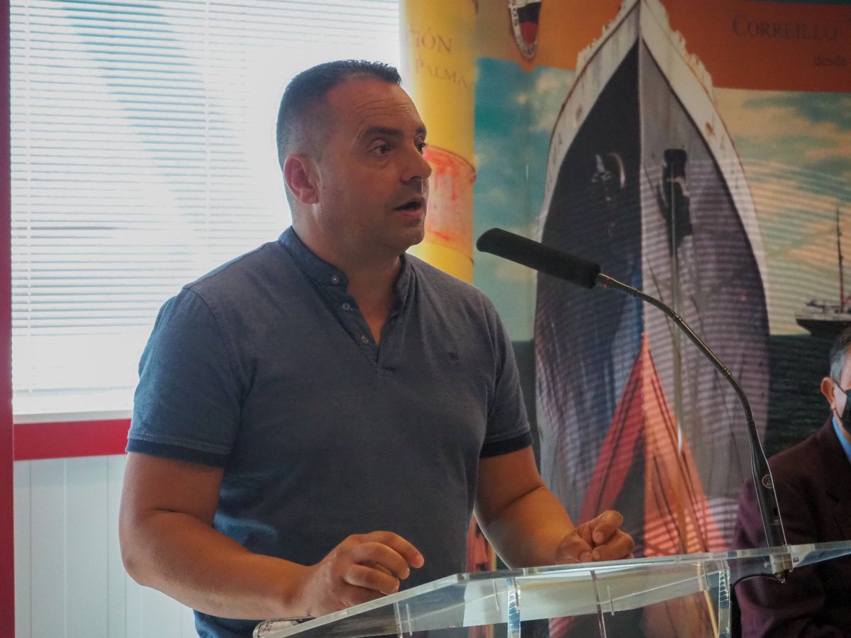 🗣️Antolín Goya, presente en el merecido homenaje a uno de los nuestros en el Puerto de #Tenerife, José Manuel Noda Verano, quien nos dejó una importante huella de su saber y hacer.

#puertos 
#estiba 
#Coordinadora