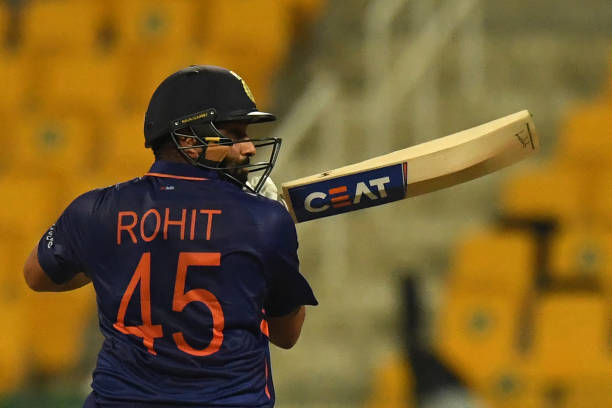 Sydney_133's tweet photo. GOATed Knock ❤️. Well played Rohit https://t.co/tbS01wosdK