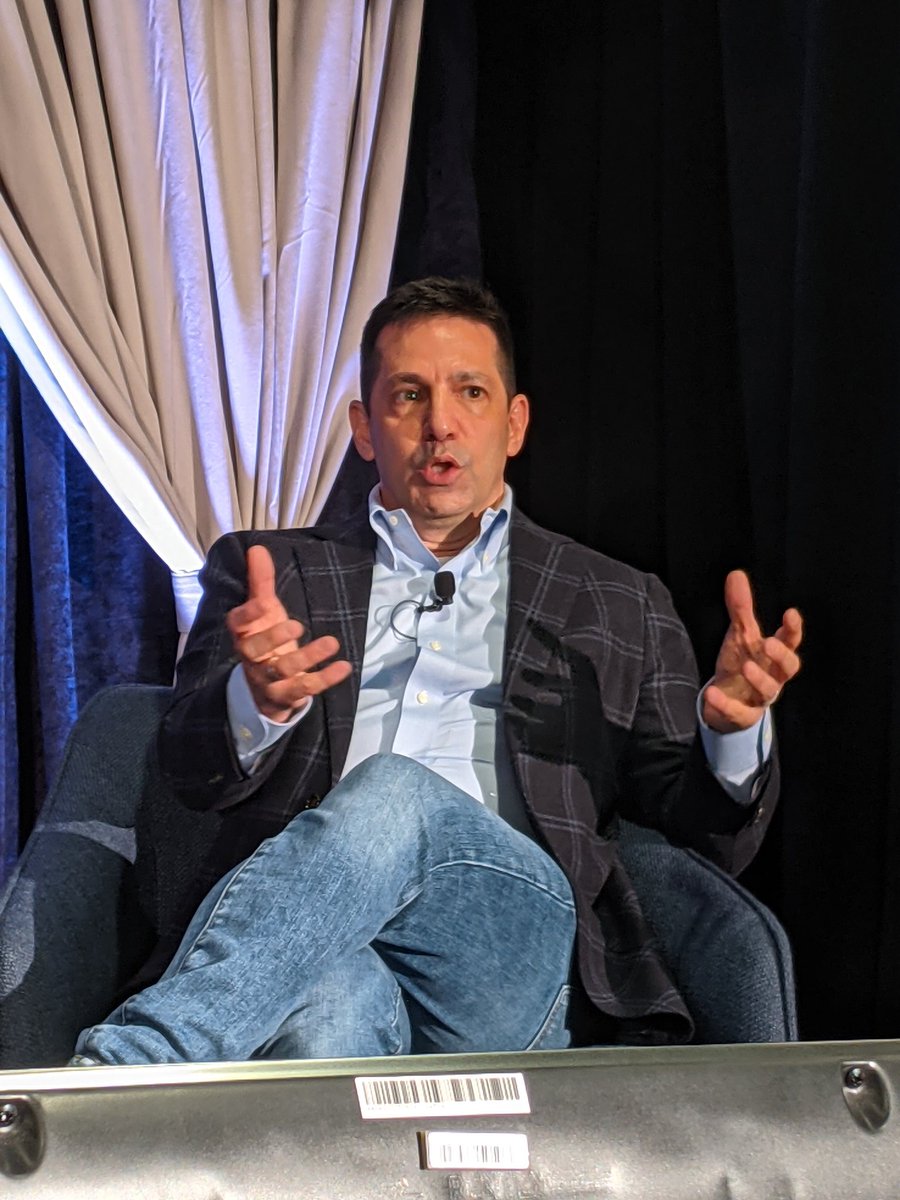 LippmanConnects's tweet photo. He says everything you do at a high profile event matters. #ECEF2021 https://t.co/JD8o5wk6Gt