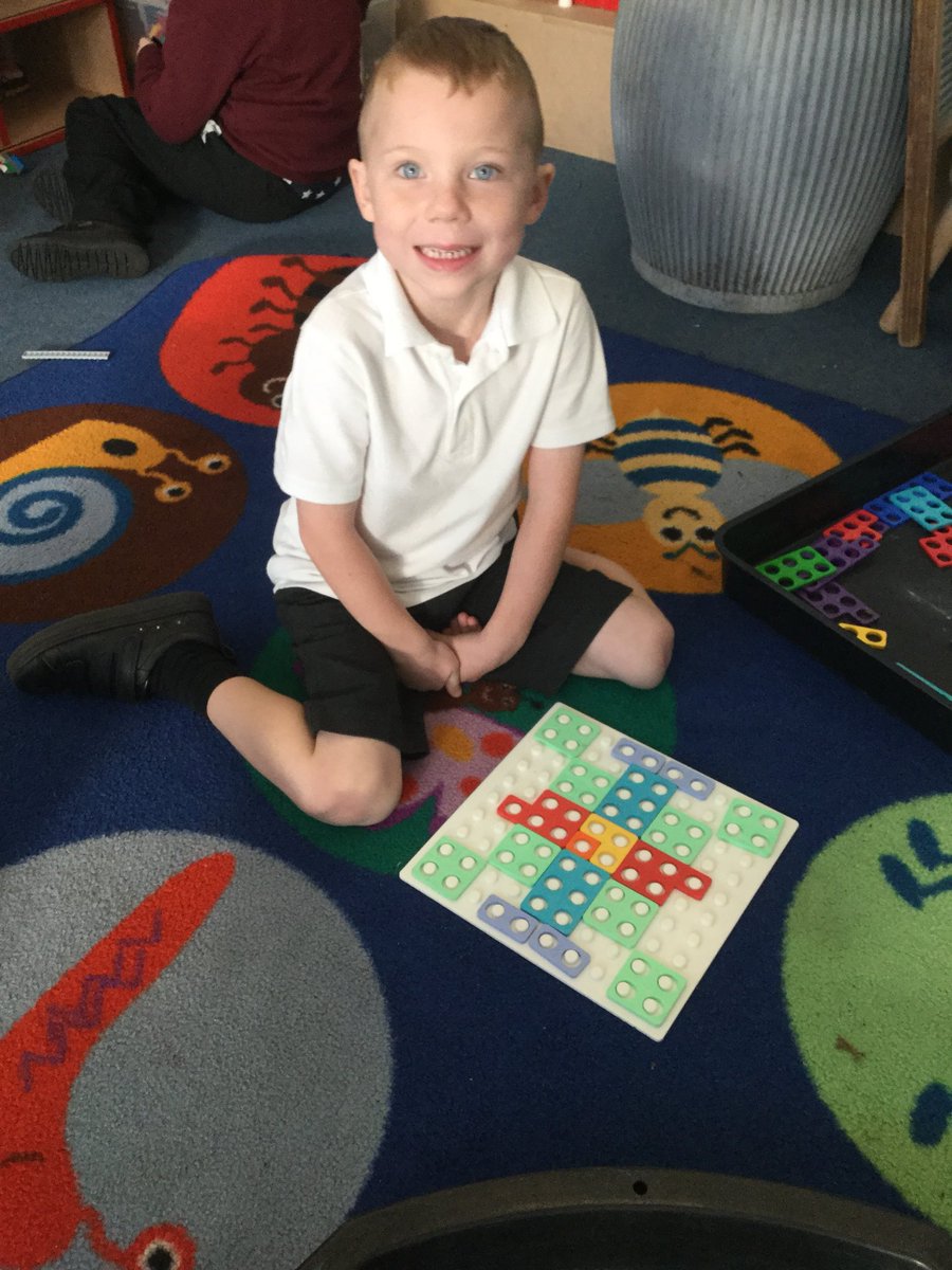 ThamesideSch's tweet photo. Learning about Diwali and creating Numicon Rangoli patterns in YSC this week #YSCtps #continuousprovisiontps #Mathstps #teamwork #happydiwali https://t.co/XGyxVEDKYm