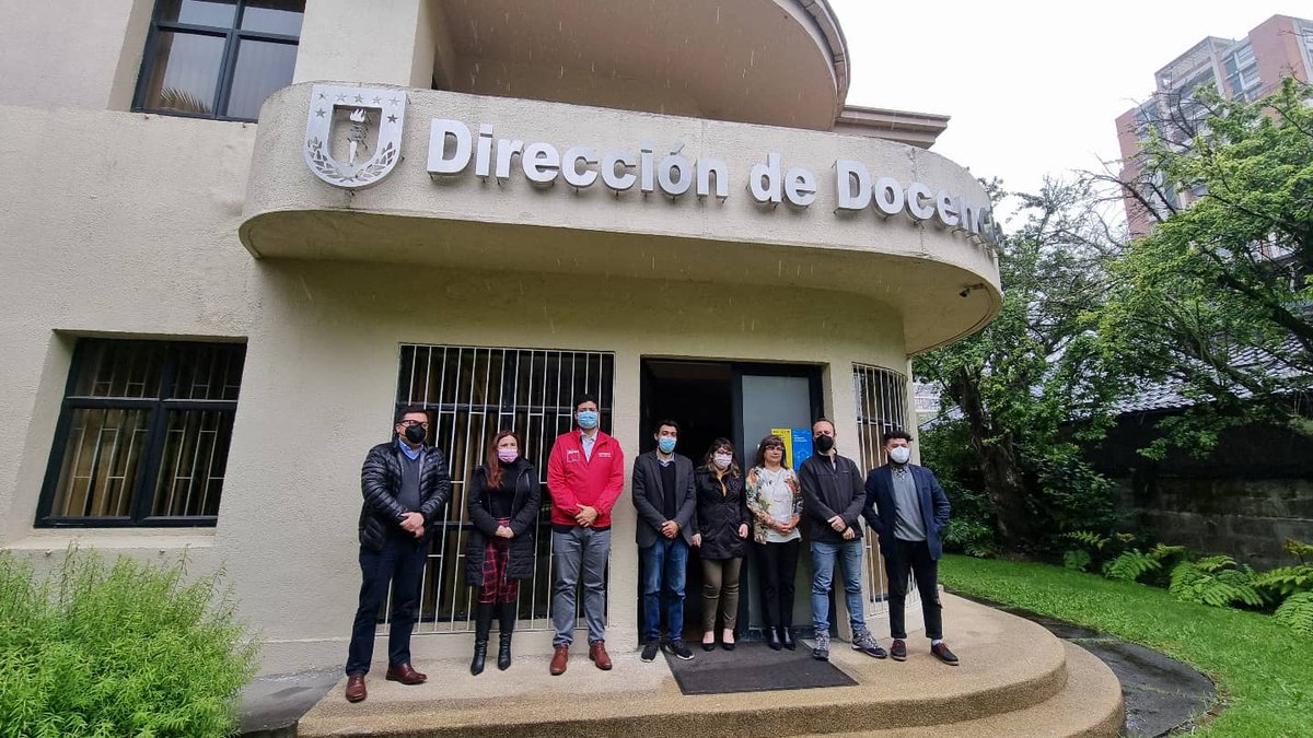 InjuvBio_Bio's tweet photo. 🌧☂️ Esta mañana nos reunimos con el equipo
del Centro de Apoyo al Desarrollo del Estudiante de la @udeconcepcion.
La iniciativa permitió que el equipo #CadeUdec se interesara por varias actividades propuestas por INJUV, las que se irán realizando durante el 2021 y 2022. https://t.co/i2vAMoO826