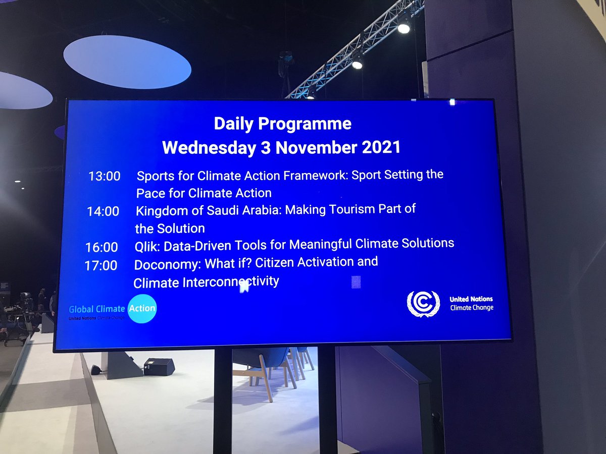 Julie Kae tweet media