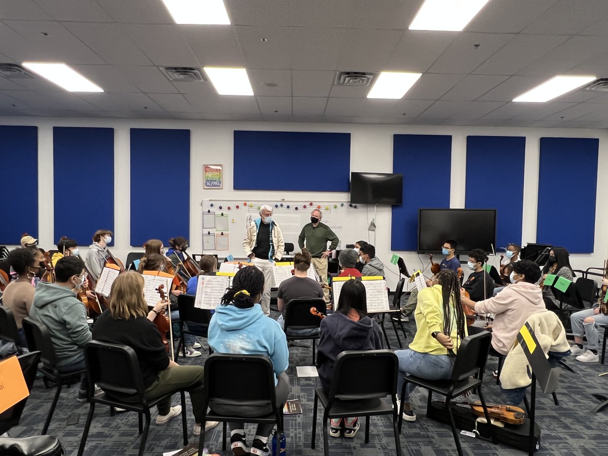 ClassenOrch's tweet photo. The @ClassenSASOKC Orchestra had the most amazing morning!  We were blessed to have Maestro Jeffrey Grogan from OKCU &amp; Dr. Larry Livingston from USC join us for a clinic.  Our hearts are full! @okcps @classenvpa #findawaymakeaway #noexcuses #betterthannormal https://t.co/eBGO0TRlxJ