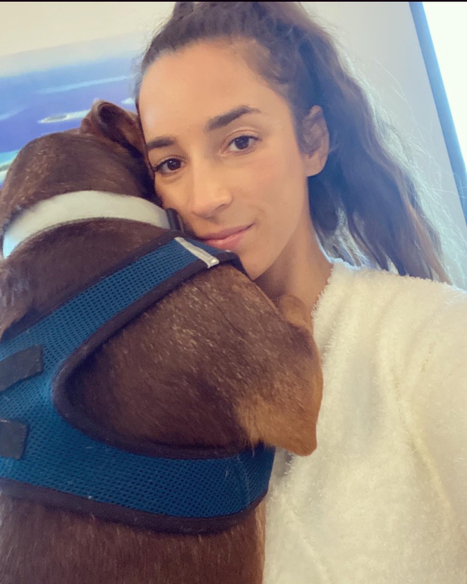 Aly_Raisman's tweet photo. 🥰🥰🥰 https://t.co/JU2hT17KAk