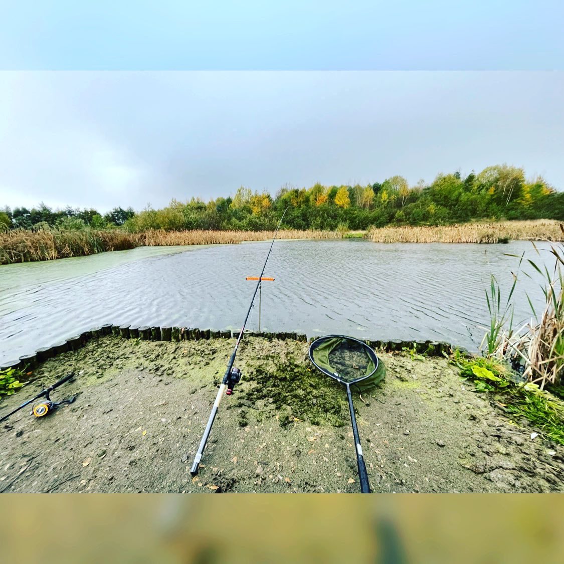 reintegreat's tweet photo. The rain does not put our young people and staff off when they are fishing #Reintegreat #StudentEngagement #OneToOneSession 💙🎣🎓😀 https://t.co/C83PqlQ0ZH
