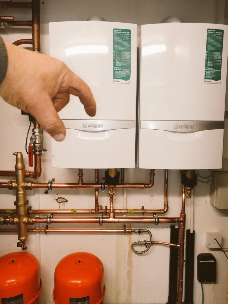 The Gas Man Cometh ✝️ tweet media