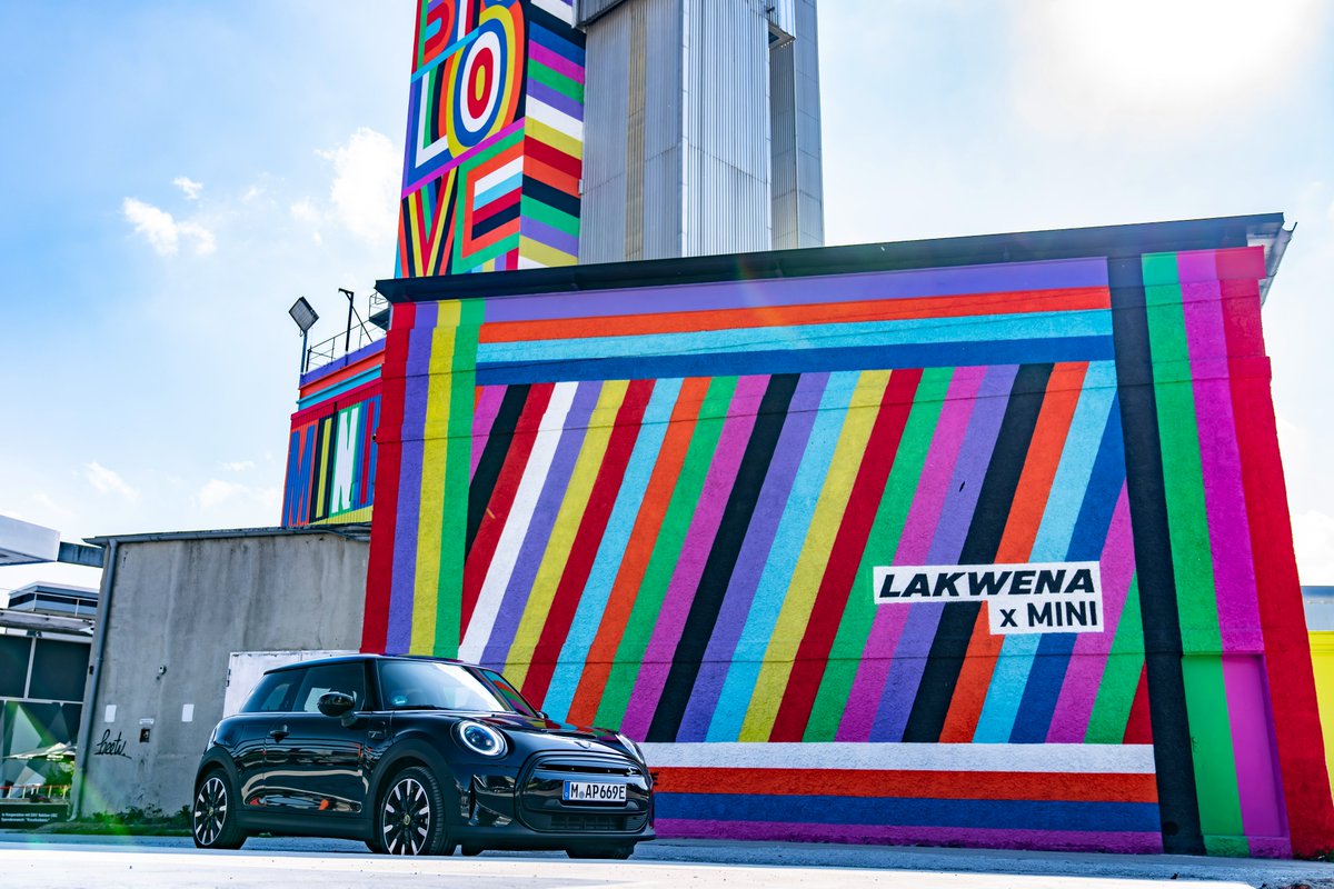 Quali sono le sfide che MINI affronterà nel 2022? Mobilità, economia energetica, rispetto per il clima. Per dirla con il nostro motto: #BIGLOVE per il pianeta!
Scopri la nostra strategia e come vogliamo vincere le sfide future! bit.ly/MINI_strategia…