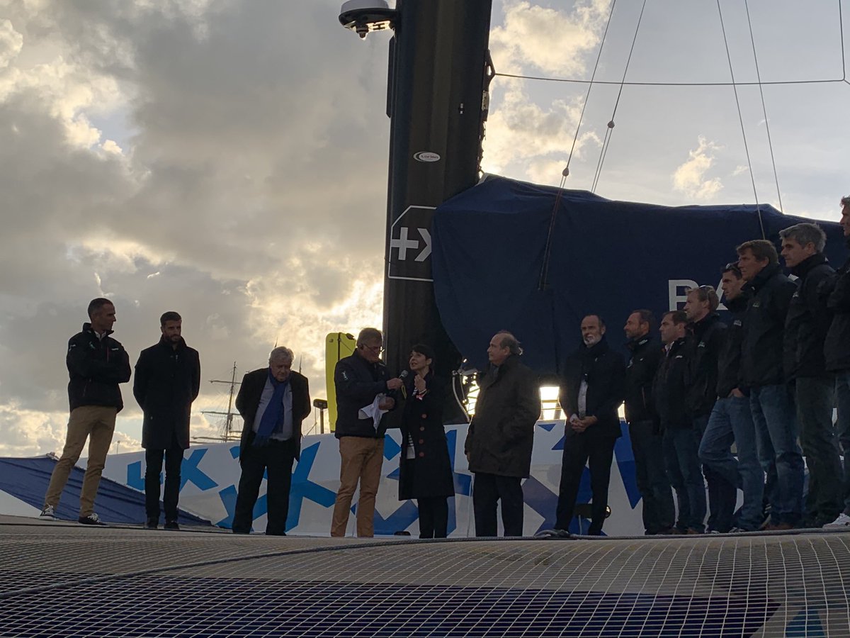VoileBanquePop's tweet image. « Ça fait 32 ans que la @BanquePopulaire est investie dans la voile. Nous sommes armateurs, compétiteurs, partenaires, mécènes de l’association Éric Tabarly, et présents dans les régions via la @FFVoile » 🤜🤛 @fabressec 

#PassionVoile