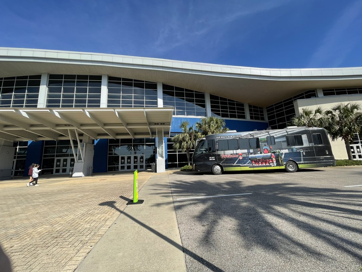 Redexim's tweet photo. We are all ready for the Deep South Turf Expo here in Biloxi, MS. Going to be a great day! #Redexim #Blec #DeepSouth #VertiDrain #TurfTidy #VertiCore https://t.co/53vUTfy2n1