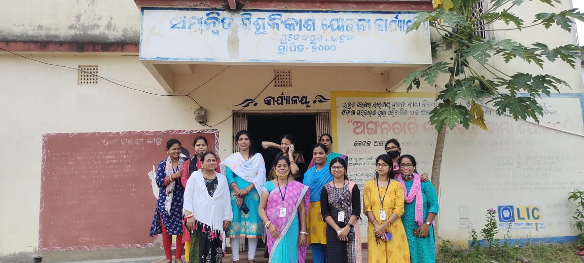BpmuBasudevpur's tweet photo. Deputy secretary of WCD,state consultant,UNICEF along with DSWO bhadrak visited to ICDS Basudevpur.
@BhadrakDswo https://t.co/dIdSiz4Au3