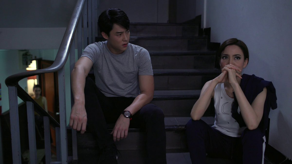 supapant's tweet image. EP นี้คือมาครบทุกรูปแบบเลย เปิดมาด้วยรอมคอมดูไปยิ้มไปกับความเสียอาการแอบรักมันล้นอกของคุณสารวัตร กลางๆอีพีบู๊สนั่น ต่อด้วยดราม่าอีน้องบ้าผู้ชาย ปิดท้ายด้วยลุ้นระทึกมิชชั่นอิมพอสซิเบิ้ล เอาล่ะจ้ะเชื่อแระว่าเรื่องนี้ไว้ใจใครไม่ได้จริงๆ #เกมล่าทรชนep2