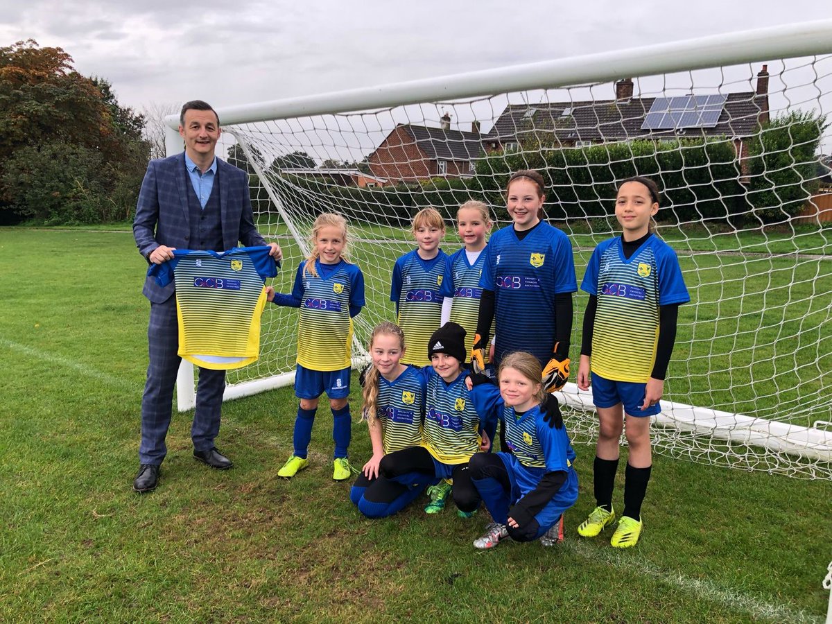 𝐍𝐞𝐰 𝐒𝐩𝐨𝐧𝐬𝐨𝐫𝐬𝐡𝐢𝐩 𝐟𝐨𝐫 𝐆𝐂𝐁 𝐑𝐞𝐜𝐫𝐮𝐢𝐭𝐦𝐞𝐧𝐭.🤝

One of our Norwich City Community Partners, <a href="/GCBRecruitment/">GCB Recruitment</a>, are now sponsoring Dereham Saints under 11’s for the 2021-22 season!

#eastangliabusiness #recruitment #norwich #NCFCCP