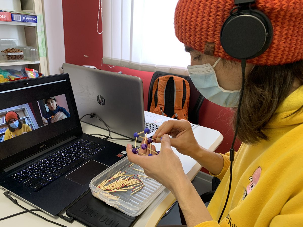MillenniumScho2's tweet photo. Zoom meetings from school with the students who are doing the distance learning have been hard but so important!
#distanclearning #hybridlearning #TEACHers https://t.co/SnjcUtbWwY