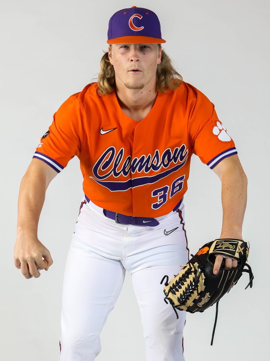 ClemsonBaseball's tweet photo. It's our annual #CUShowcase Day! ๐๐ช๐ธ
Repping all four jersey colors. ๐ https://t.co/eh6kW34sJ4