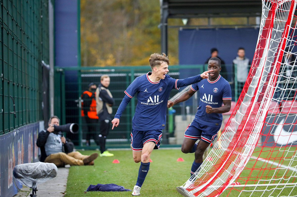 edouard_michut's tweet image. Super les gars !!
On continue ❤️💙