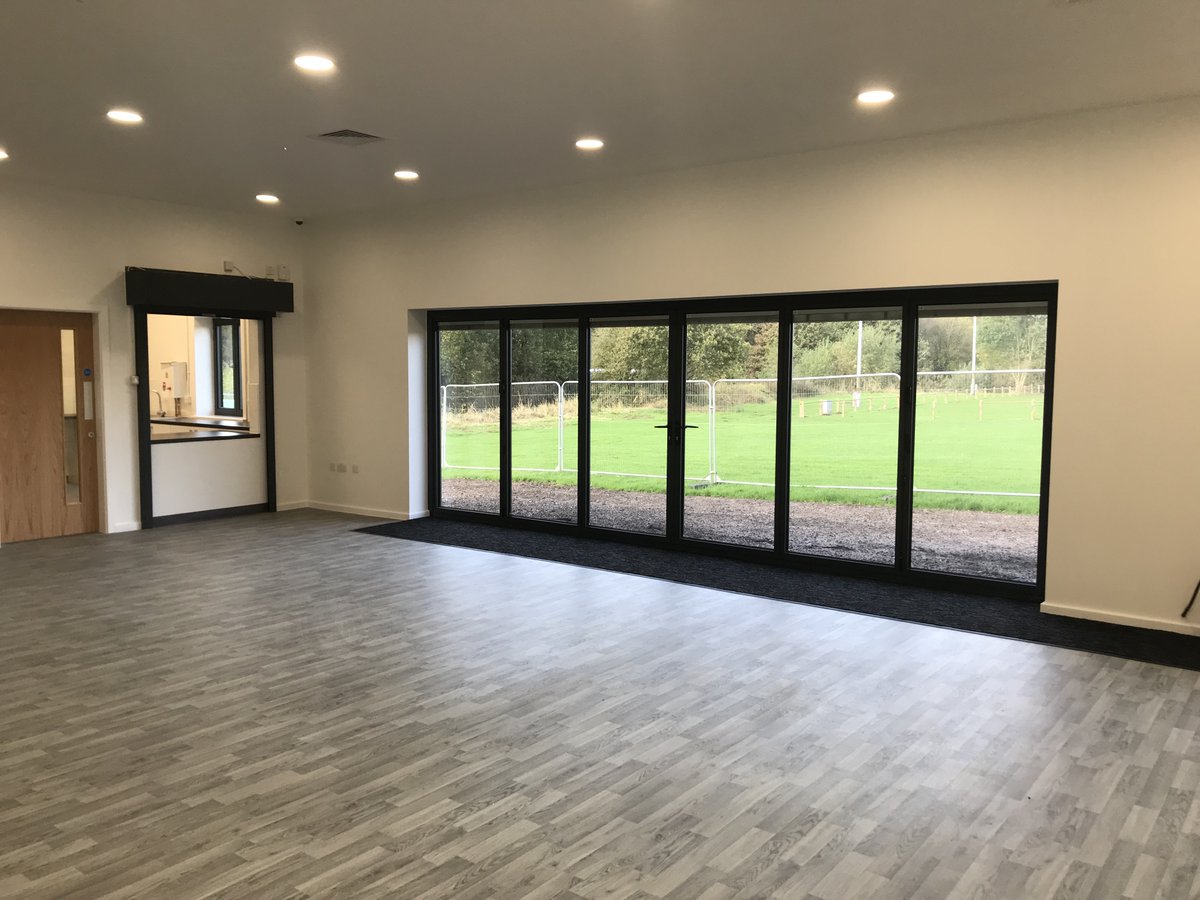 We are delighted to hand over the new club house to @SalfordRoosters. This building will provide much needed facilities for the club with their planned team expansion and the wider community. 

@abacus_cm @SalfordCouncil @BradburysHQ @EnergyCouncil_  @Bell_Munro