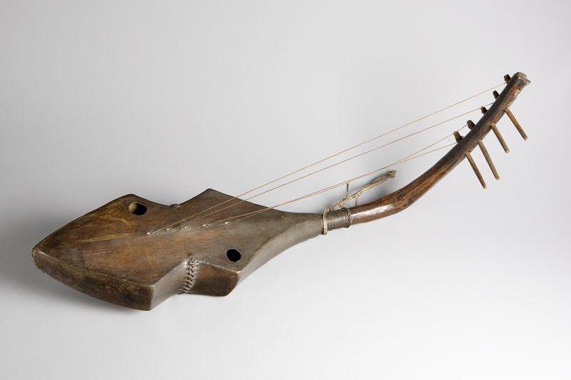 reseaudesmusees's tweet photo. / #QECO -la réponse /
C'est un #monocorde à #clavier du #musée du #jouet de La Ferté-Macé. Il aurait été inventé fin 19e par Joseph Poussot. @Museelorrain nous en dit +: https://t.co/OXtdUJSgi7 
#instruments de #musique des #collections de Normandie https://t.co/oywCMBzI3j 🎹🥁🎷 https://t.co/PARL6quI5B